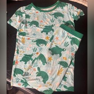 Little Sleepies size 7/8 - sea turtles